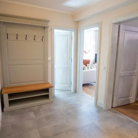 Lange Gasse 4 - 2 Obergeschoss Inkl Parkplatz *